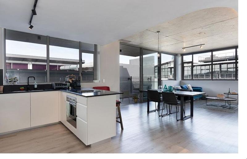 2 Bedroom Property for Sale in De Waterkant Western Cape
